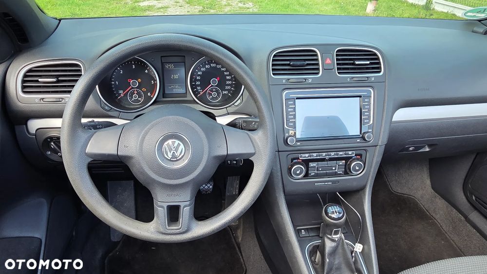 Volkswagen Golf 1.6 TDI Highline - 19