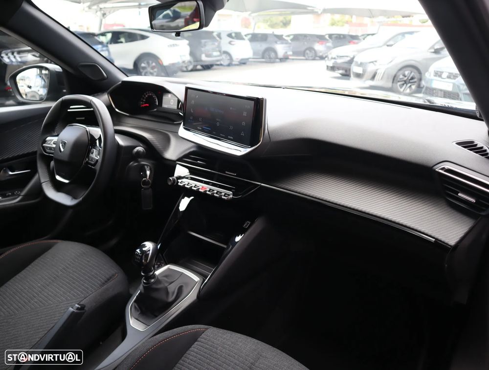 Peugeot 2008 1.2 PureTech Style - 6