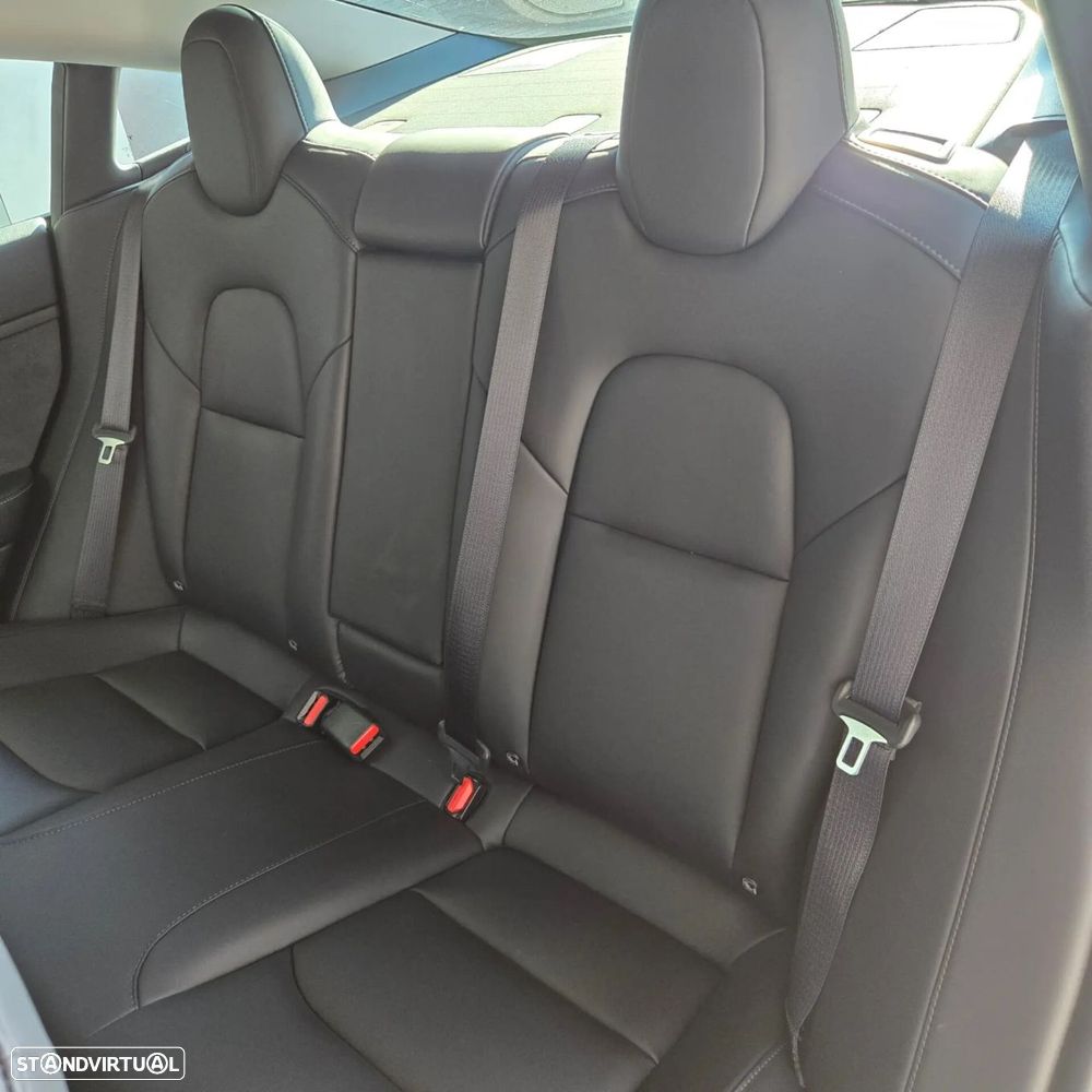 Tesla Model 3 Premium Long Range AWD Dual Motor - 32