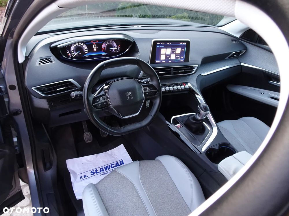 Peugeot 3008 1.5 BlueHDi Allure S&S - 20