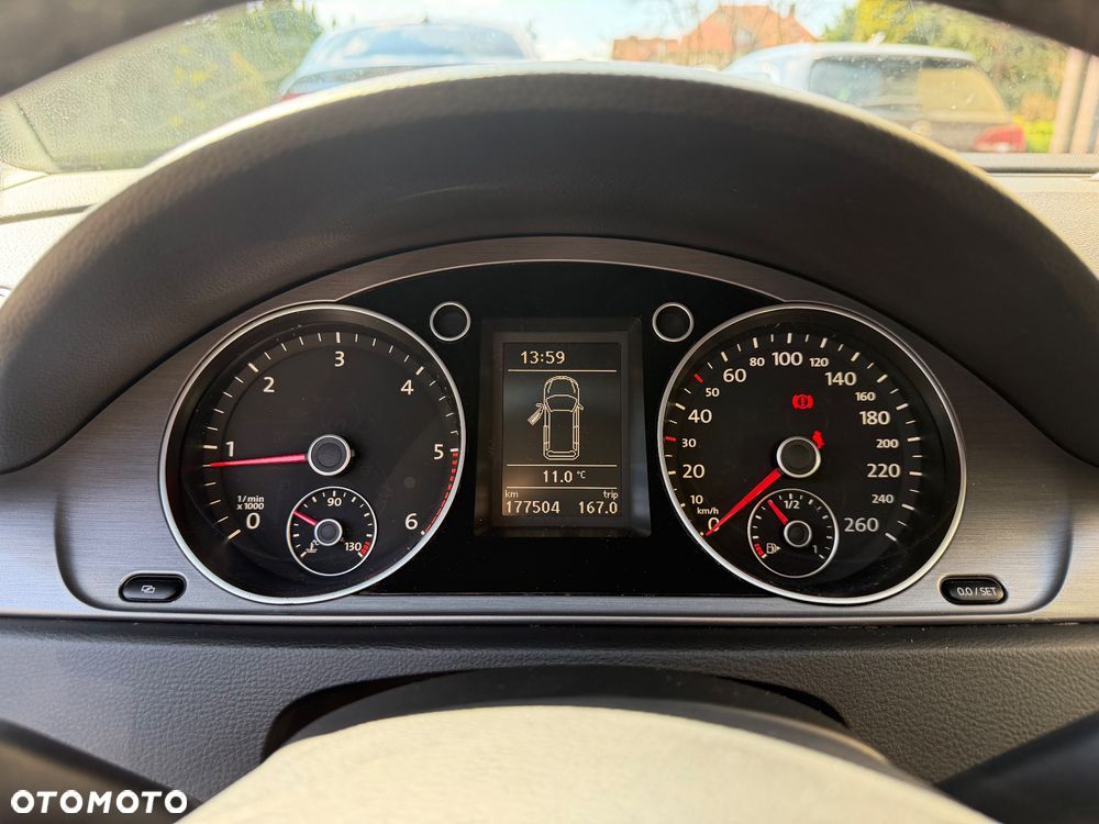 Volkswagen Passat Variant 2.0 Blue TDI SCR Trendline - 13