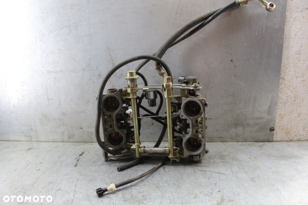 Honda ST1300 Pan European 03r Przepustnice wtryski komplet