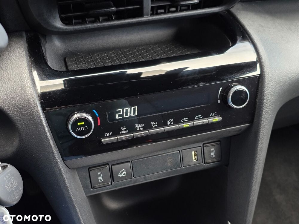 Toyota Yaris Cross Hybrid 1.5 Comfort 4x4 - 14