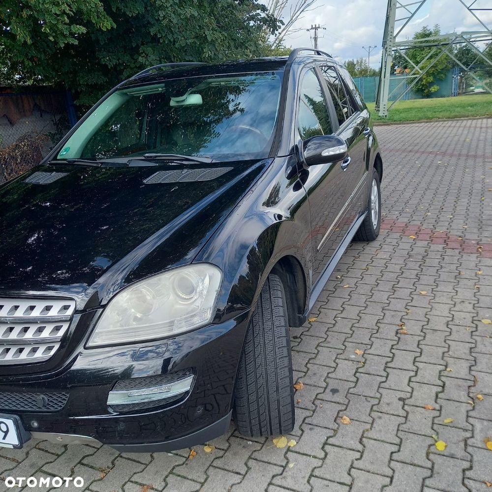 Mercedes-Benz ML - 11
