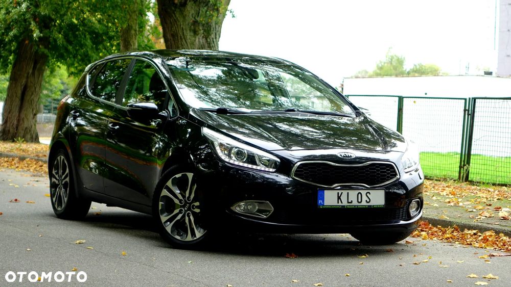Kia Ceed 1.6 CRDi 128 Platinum Edition - 40