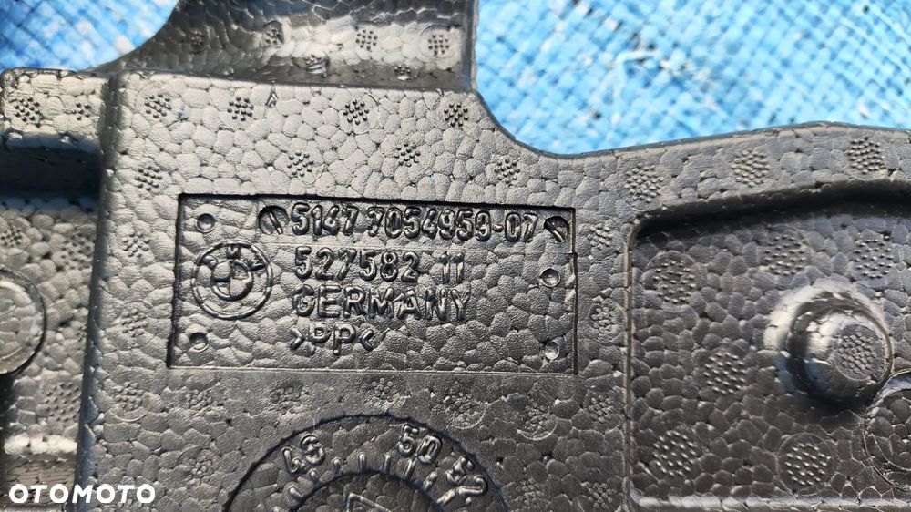 WKŁAD PŁYTA PODŁOGA STYROPIAN BAGAŻNIKA ZESTAW NAPRAWCZY UCHO HOLOWNICZE ŚRUBOKRĘT BEZPIECZNIK KOMPLET BMW E63 - 10