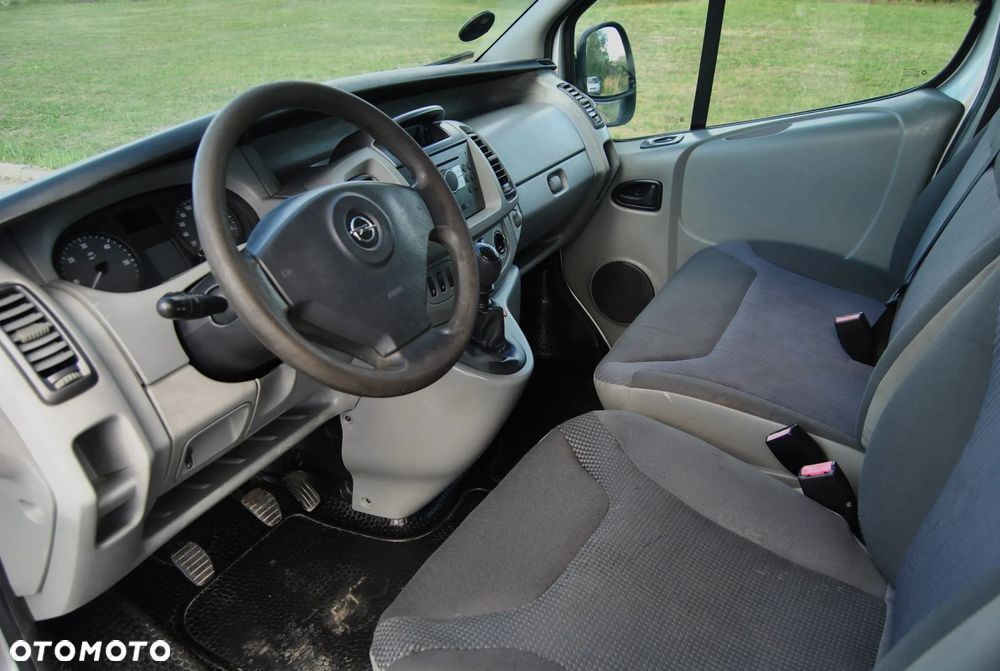 Opel Vivaro - 5