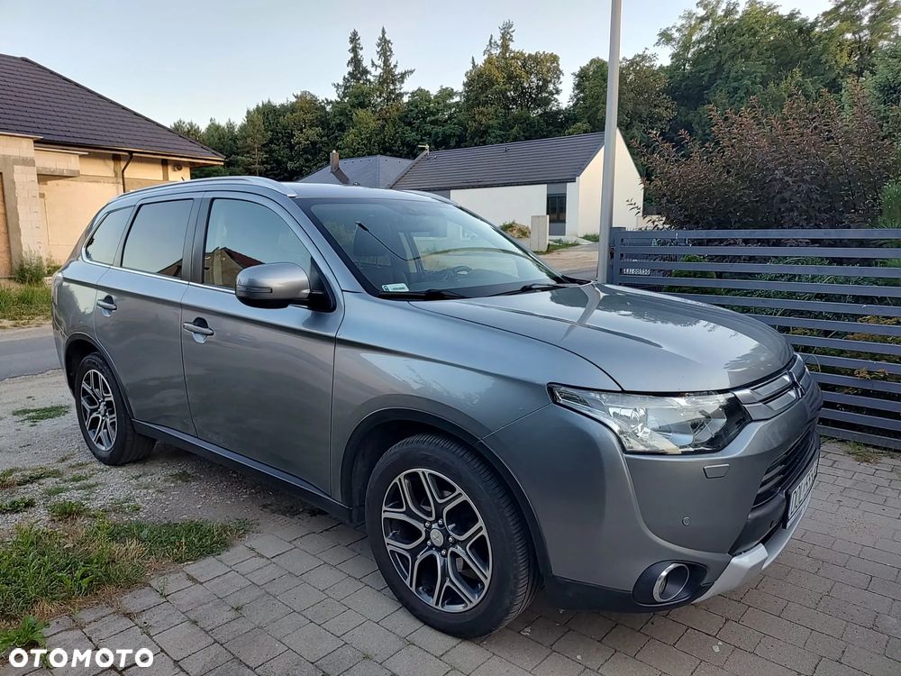 Mitsubishi Outlander 2.2 DID Intense + 4WD - 18