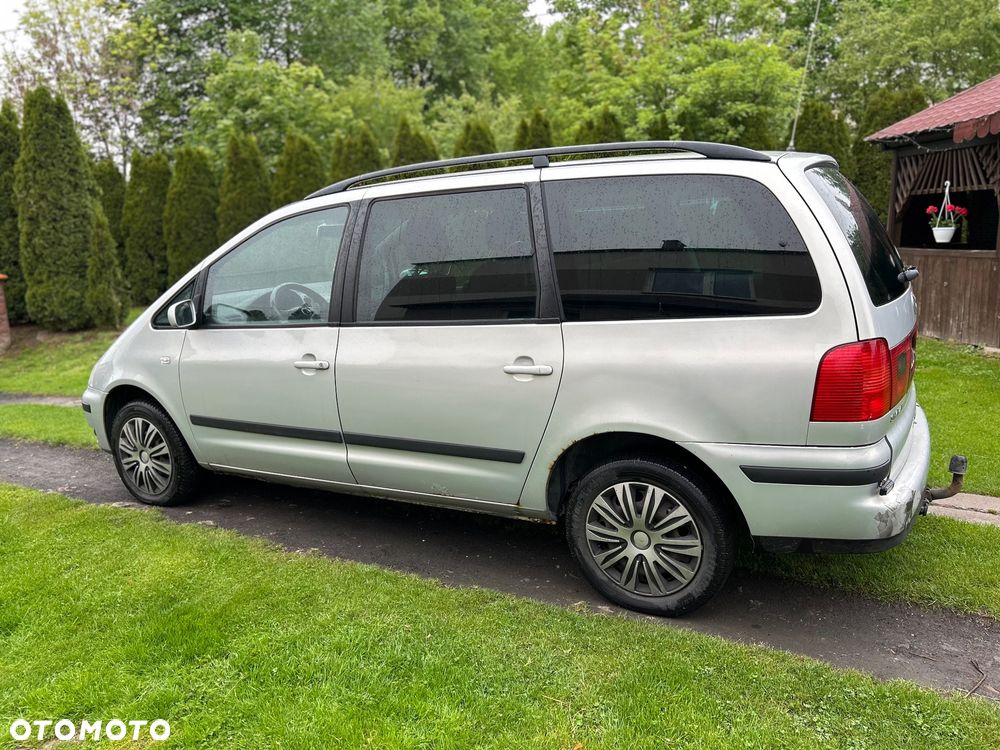 Volkswagen Sharan 1.9 TDI Basis - 1