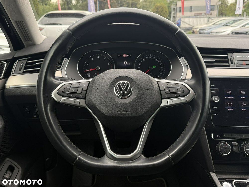 Volkswagen Passat 2.0 TSI Elegance DSG - 17