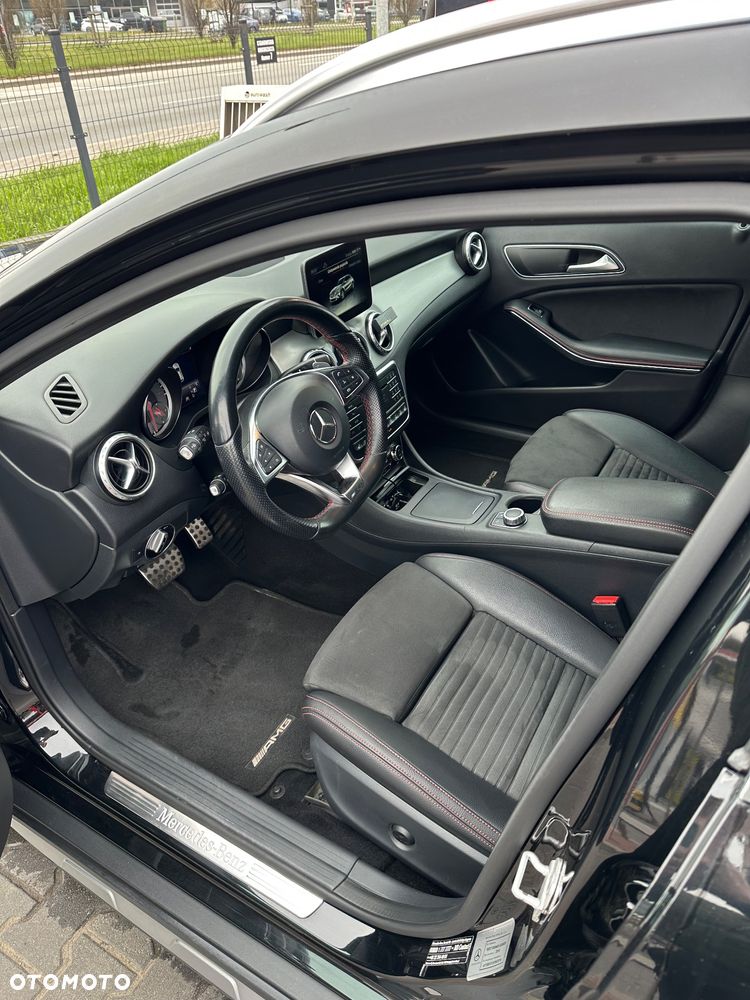 Mercedes-Benz GLA 250 7G-DCT AMG Line - 9