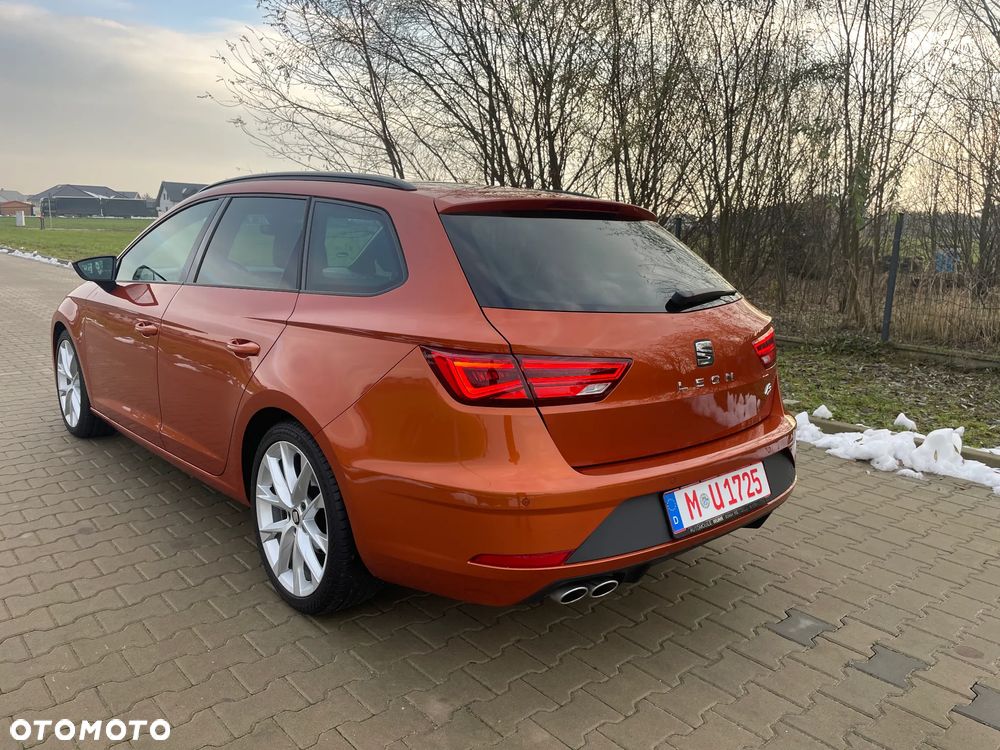 Seat Leon 2.0 TSI DSG OPF FR - 9