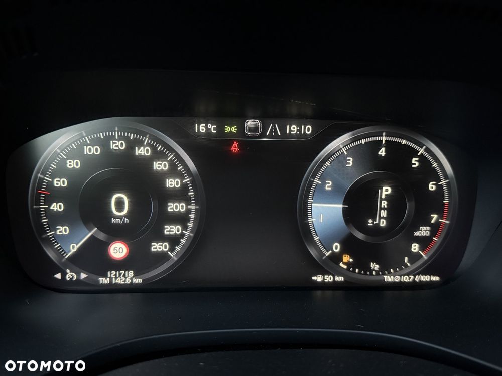 Volvo XC 60 T6 AWD Momentum - 11