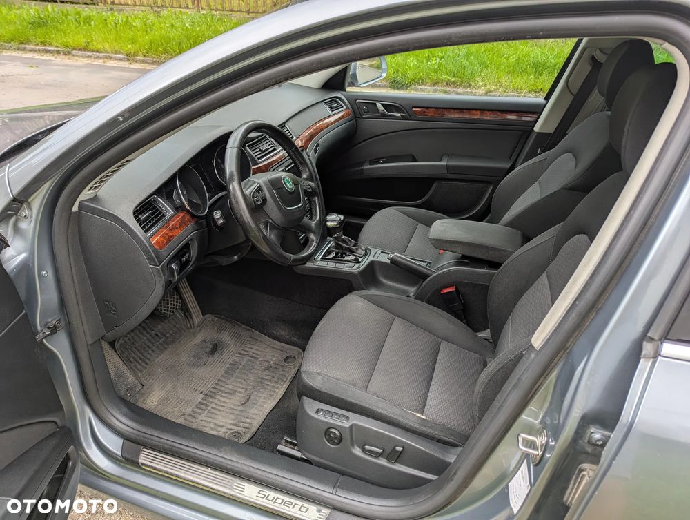 Skoda Superb 1.8 TSI Elegance DSG - 7