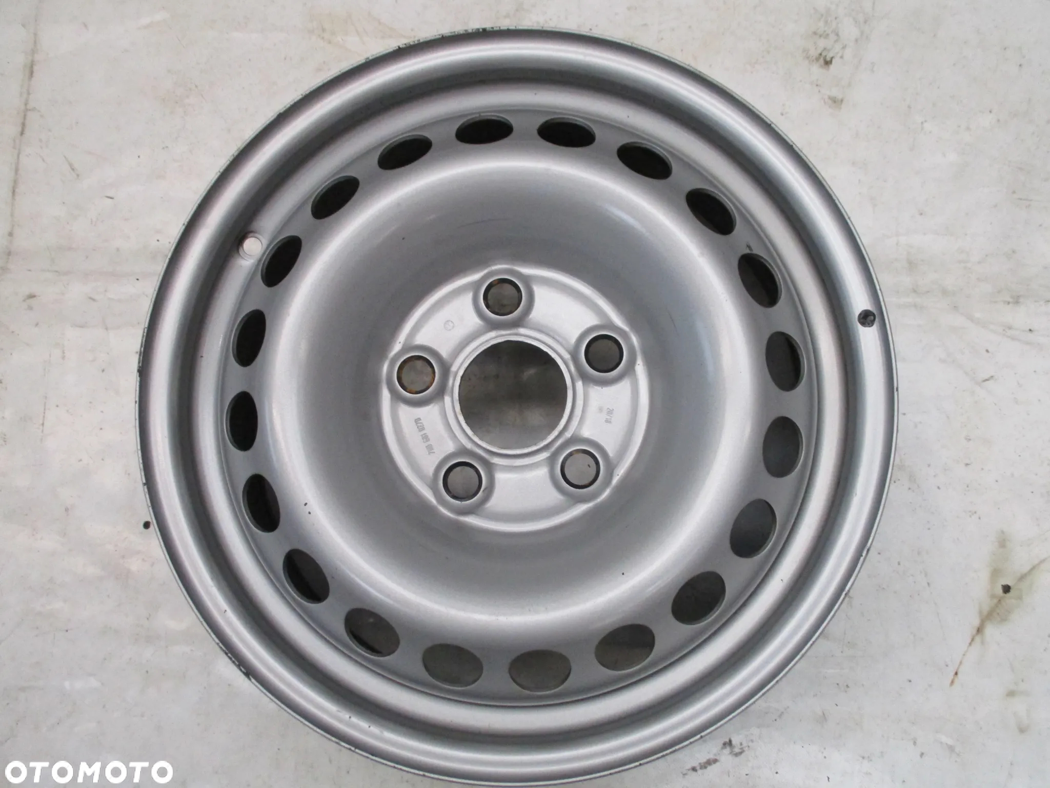 FELGI STALOWE  16 VW T5 T6 ET51 - 2