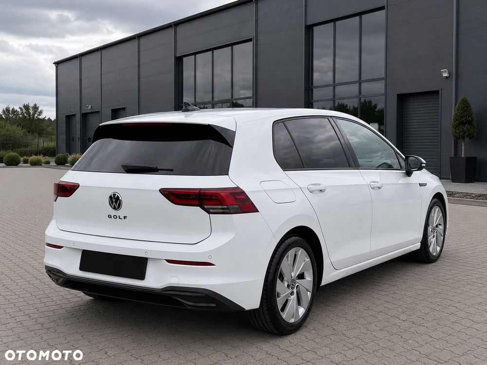 Volkswagen Golf 1.5 TSI EVO Style - 17