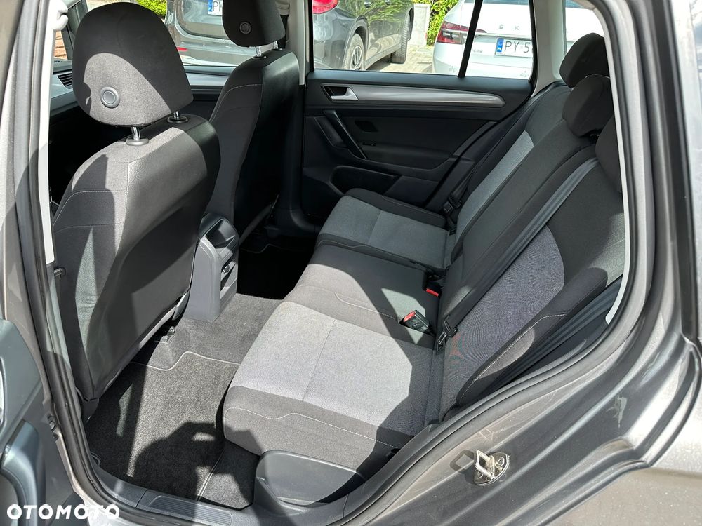 Volkswagen Golf Sportsvan - 21