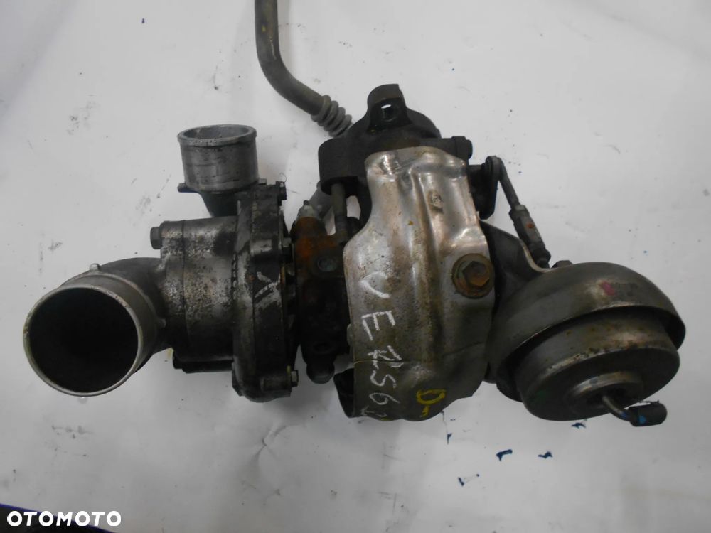 Toyota Corolla Verso II 2.2 D-CAT 177KM TURBOSPRĘŻARKA TURBO TURBINA 17201-0R020 - 2