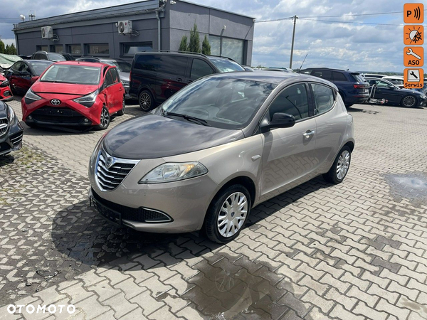 Lancia Ypsilon 1.2 8V Silver S&S