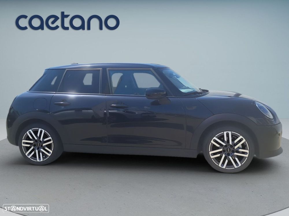 MINI 5 Portas Cooper Auto - 9