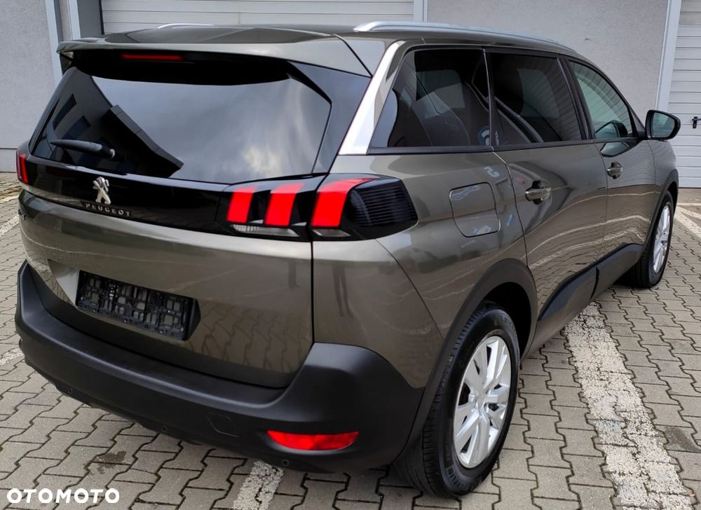 Peugeot 5008 - 2