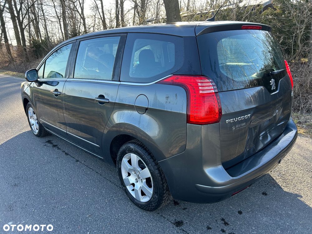 Peugeot 5008 - 4