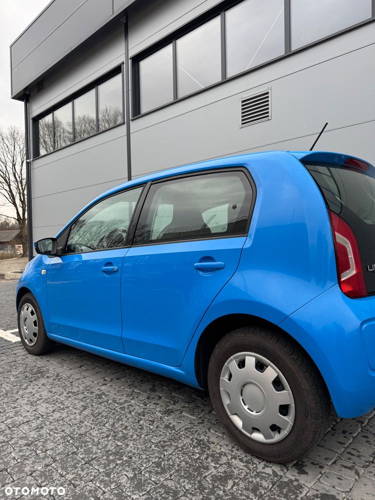 Volkswagen up! 1.0 cross - 2
