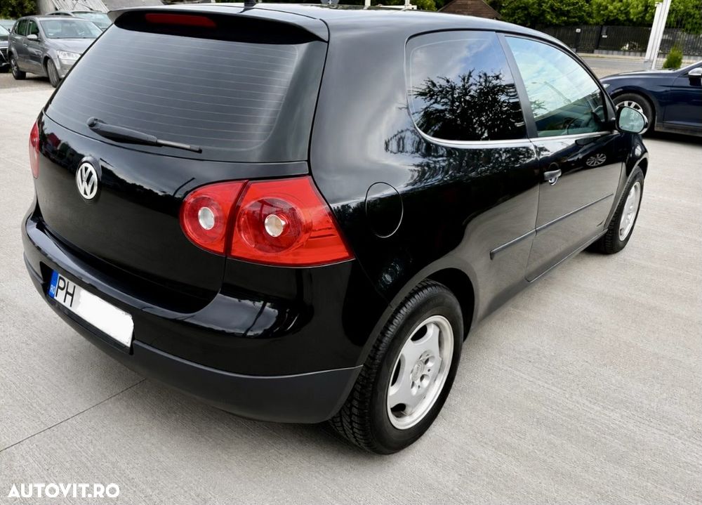 Volkswagen Golf - 11