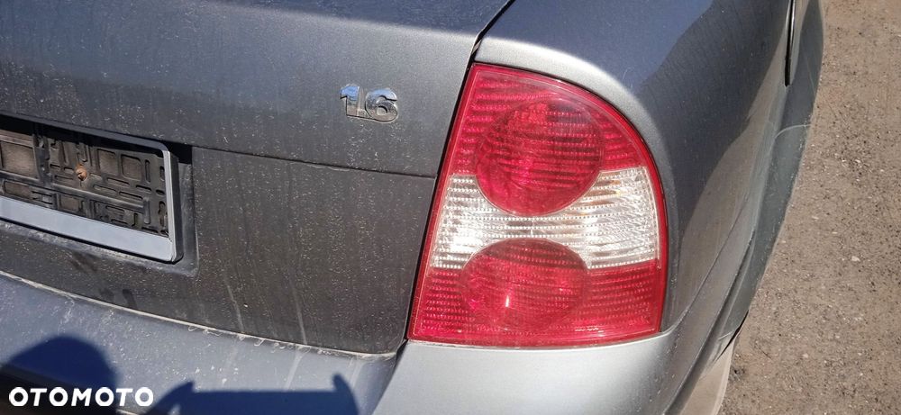 Lampa lewa prawa przód tył Passat B5 Lift - 5