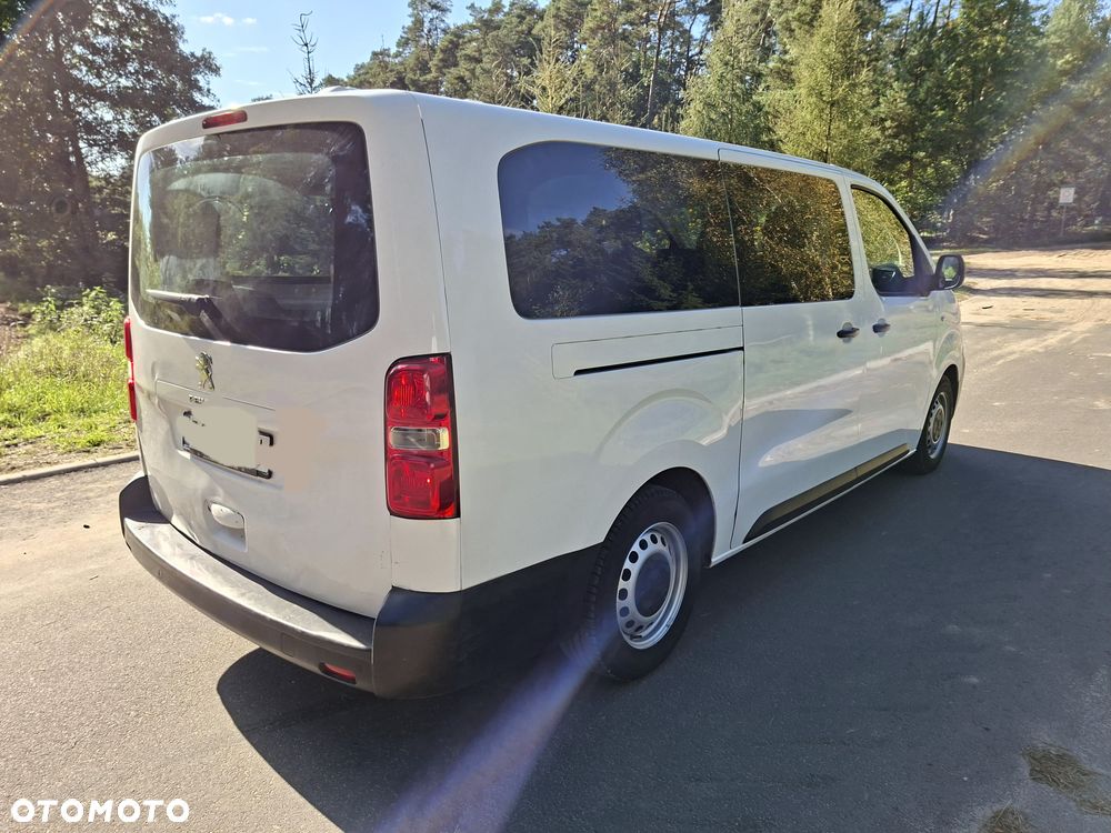Peugeot Expert Kombi 2.0 BlueHDi Long 2,8t EAT8 - 2