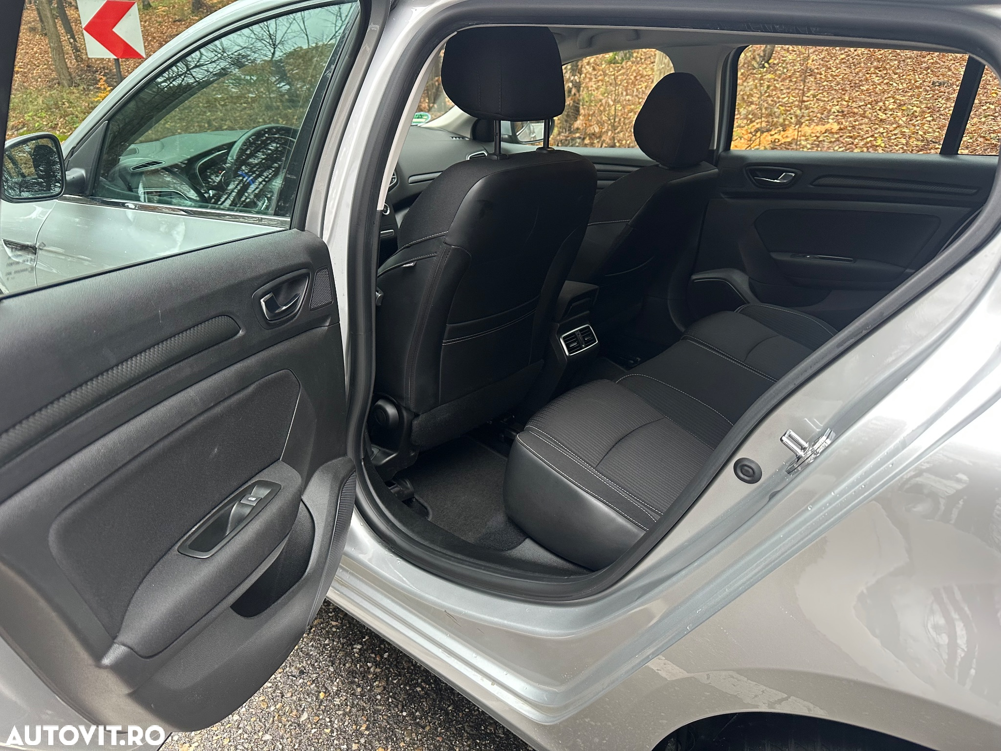 Renault Megane 1.5 dCi Expression - 9