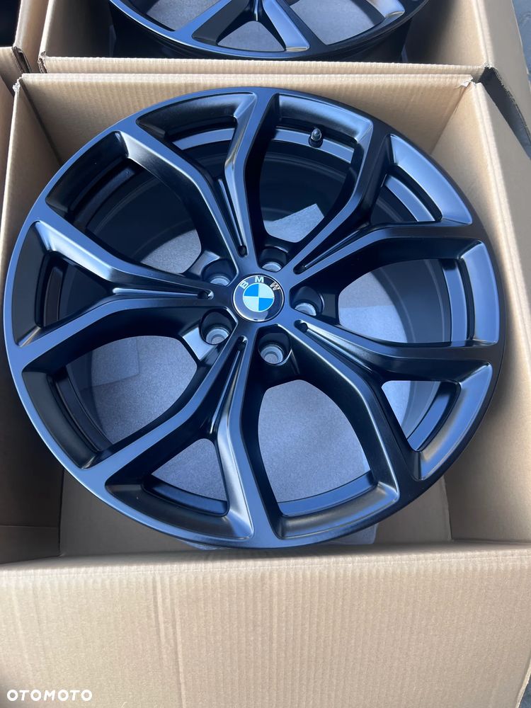 Oryginalne Felgi aluminiowe BMW G05 X5 19'' - 4
