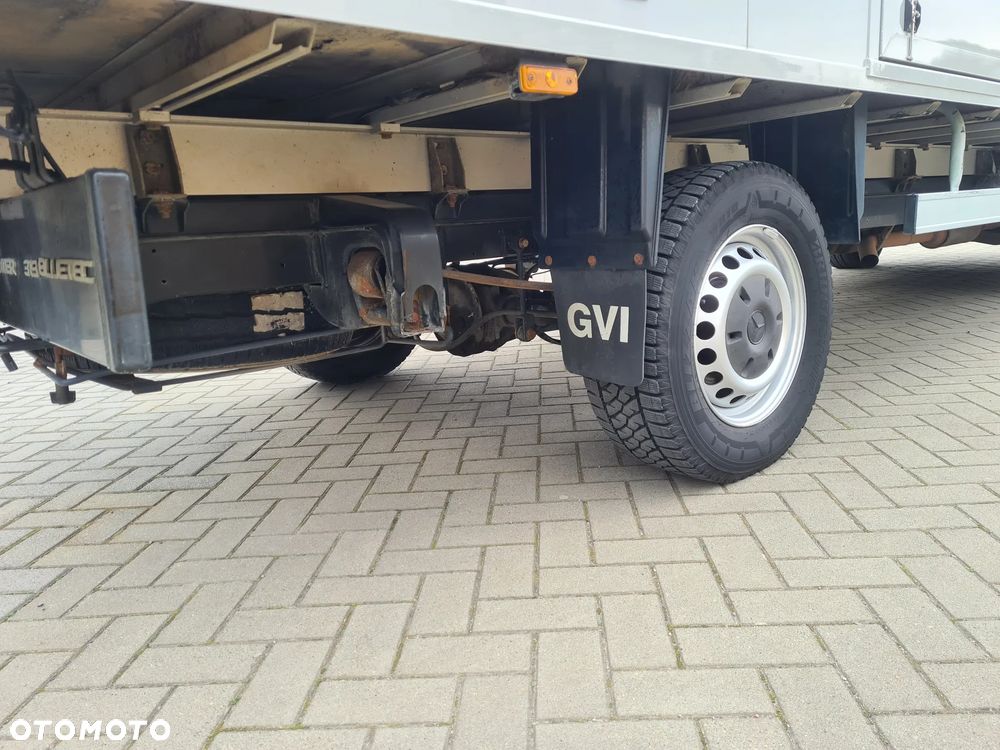 Mercedes-Benz Sprinter - 7