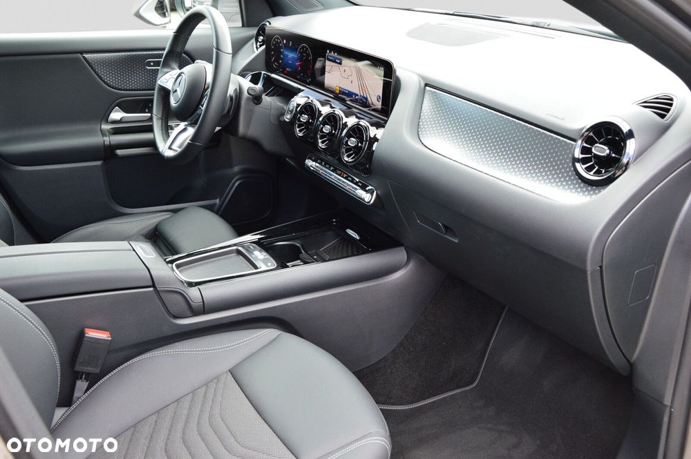 Mercedes-Benz GLA 220 mHEV 4-Matic 8G-DCT - 22