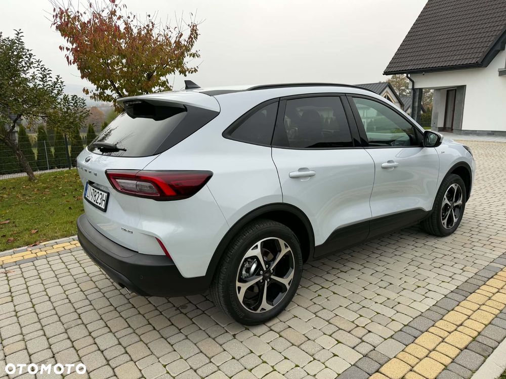 Ford Escape 2.0 EcoBoost AWD Titanium - 22