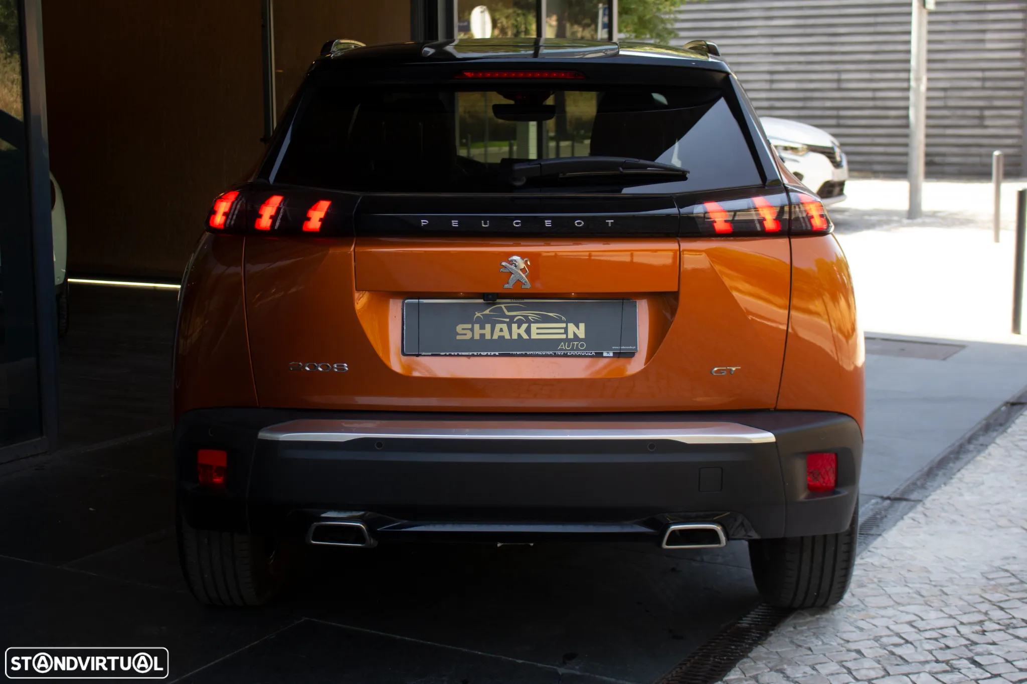 Peugeot 2008 1.2 PureTech Allure Pack - 10