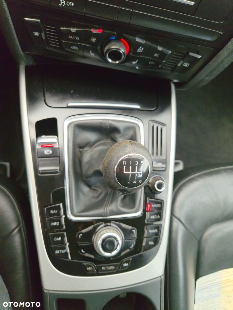 Audi A4 Avant 2.0 TDI - 19