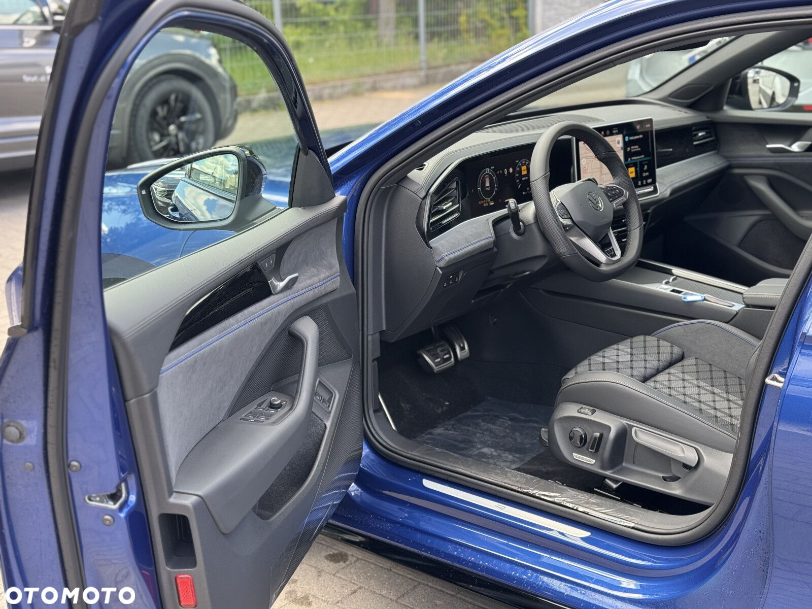 Volkswagen Passat - 8