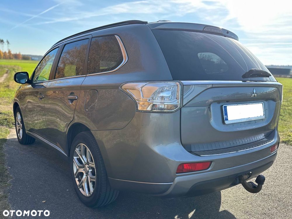 Mitsubishi Outlander PHEV Instyle NAVI - 6