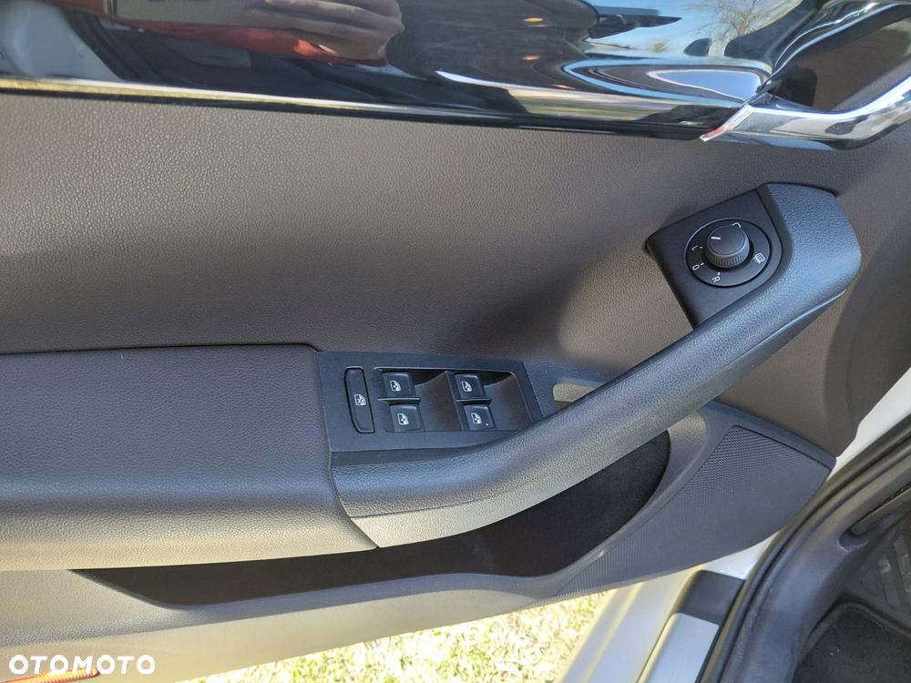 Skoda Octavia 2.0 TDI 4x4 DSG L&K - 26