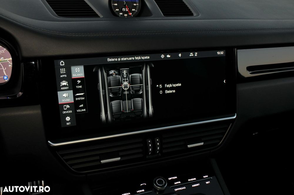 Porsche Cayenne - 20