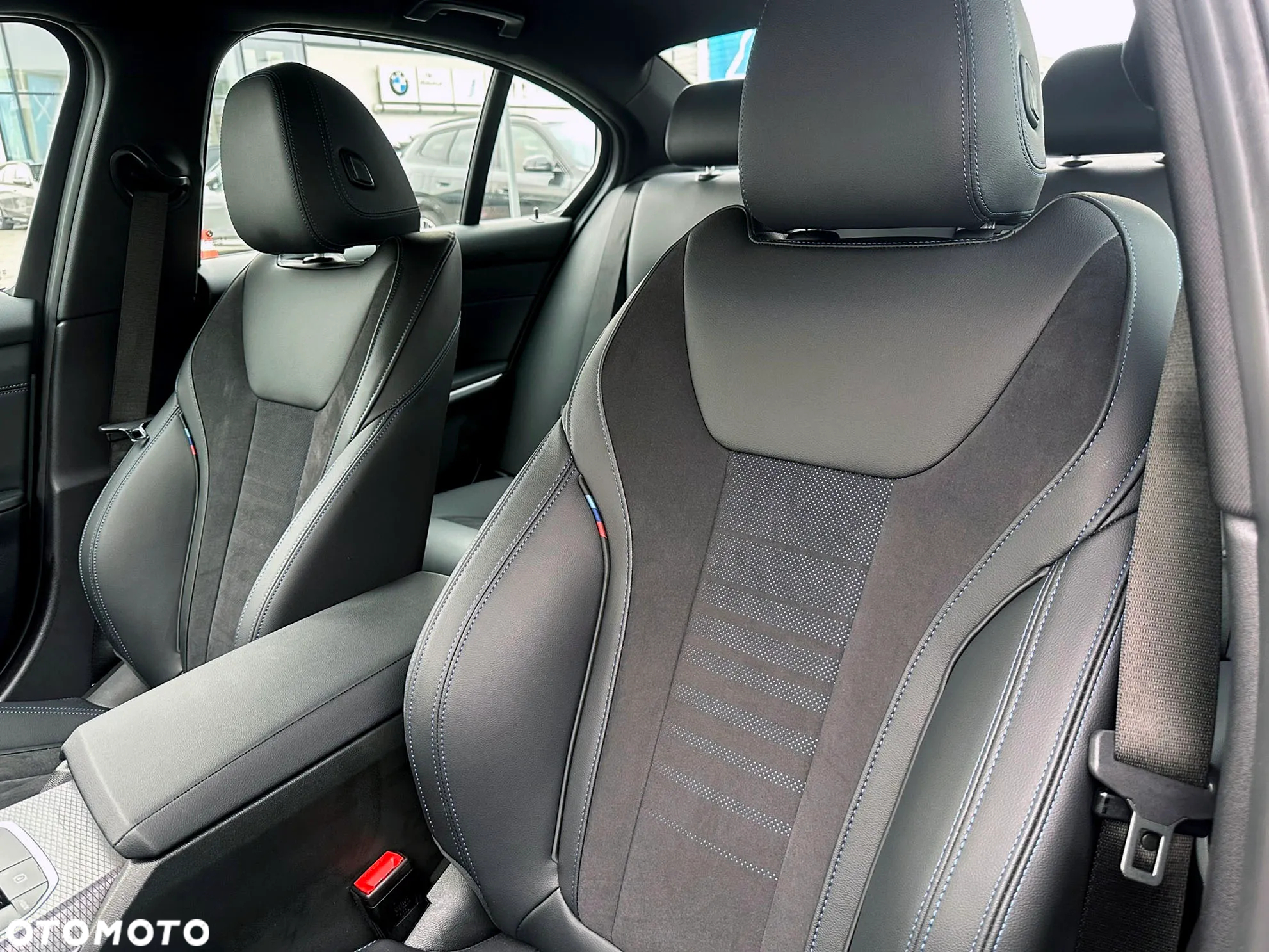 BMW Seria 3 320i M Sport sport - 16