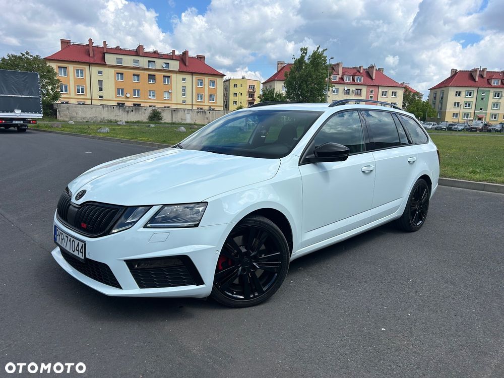 Skoda Octavia Combi 2.0 TSI RS 230 - 3