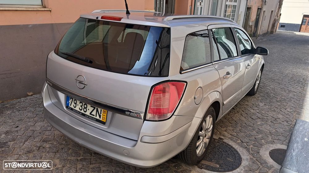 Opel Astra Caravan - 2