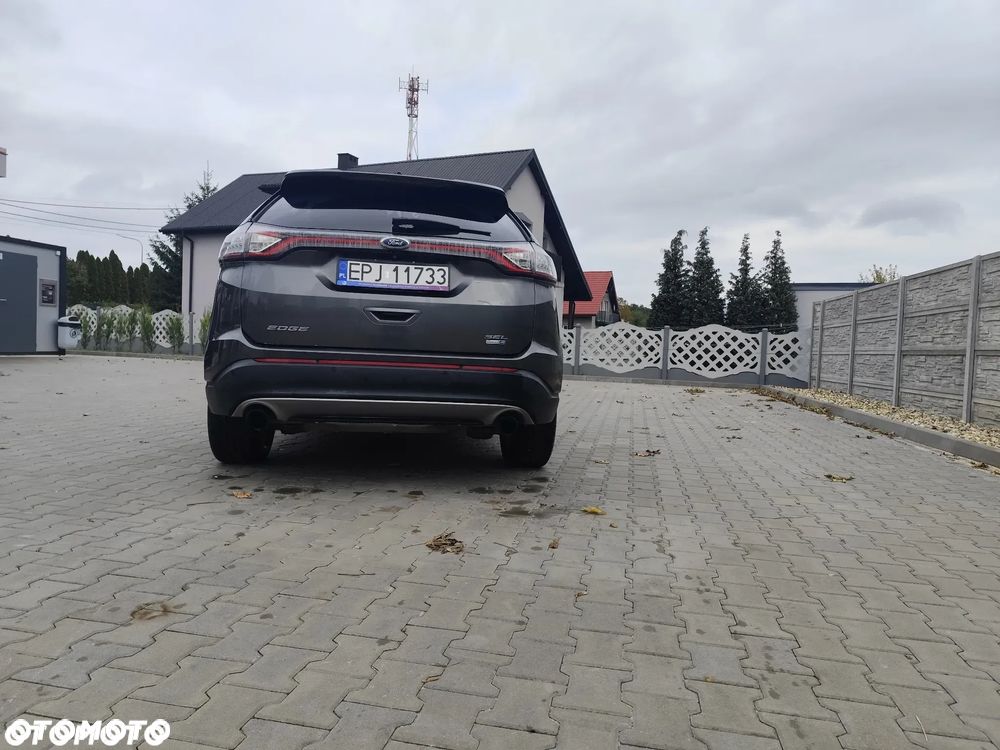 Ford Edge - 7