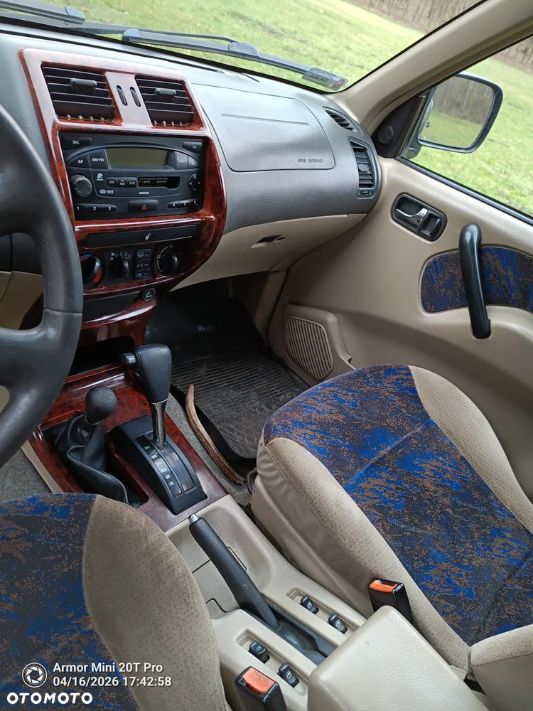 Nissan Terrano - 4