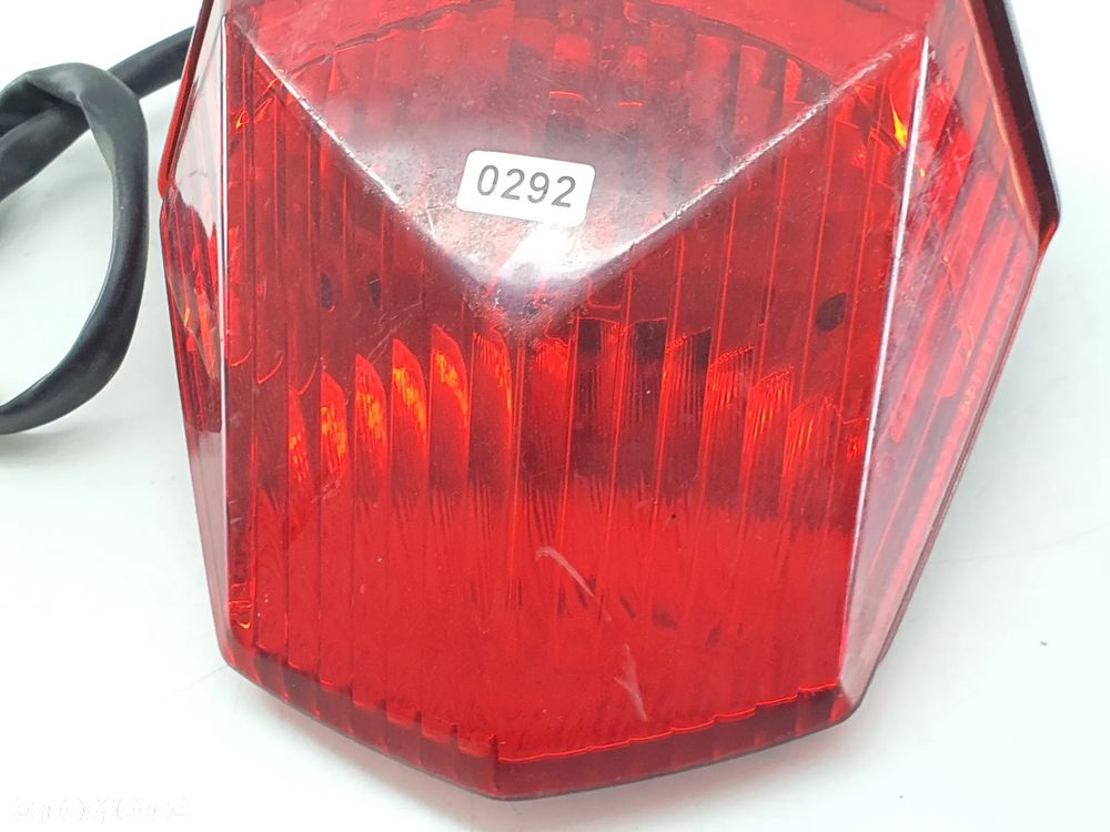 HONDA CB 125 JC64 LAMPA TYLNA TYŁ - 7