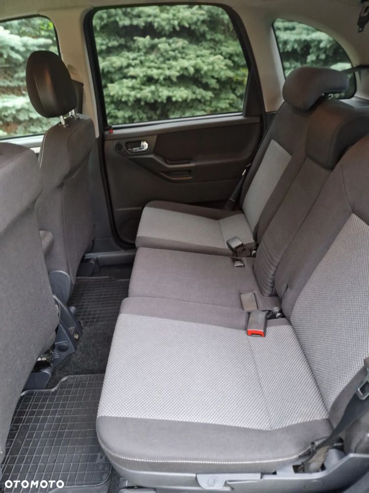 Opel Meriva 1.8 16V (Essentia) - 16