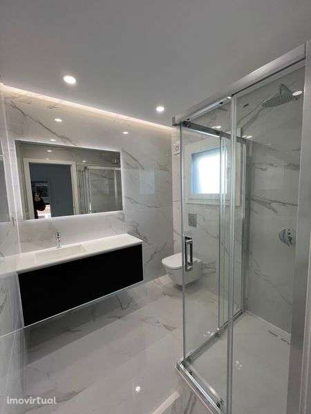 Vivenda T4 em Loures - Grande imagem: 3/8