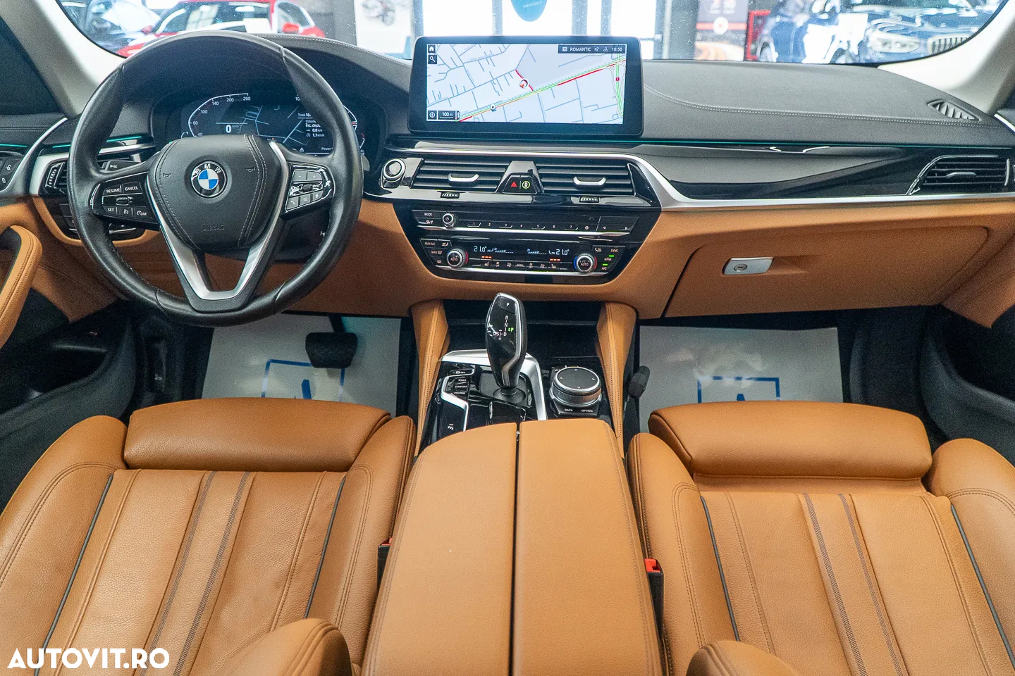 BMW Seria 5 520i AT MHEV - 32